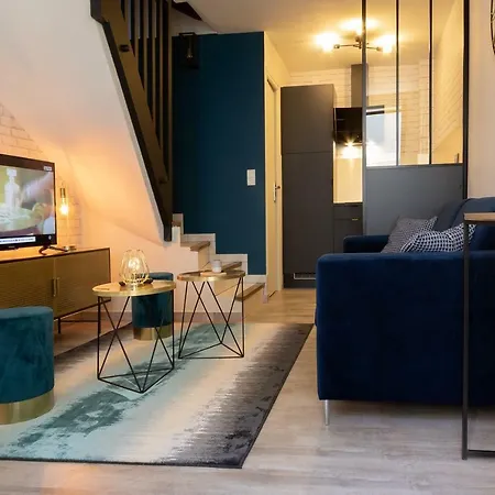 بيت للعطل Maison De Centre *